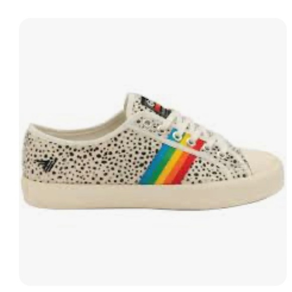 Gola faux fur with cheetah print and rainbow detail sneakers. Size 6 - Picture 11 of 11